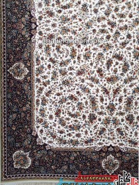 حاشیه فرش 1200 شانه گل فرنگ زمینه کرم محتشم کاشان