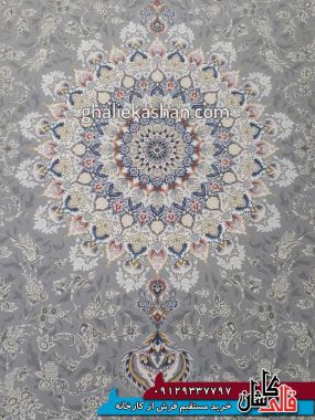 زمینه فرش 1500 شانه طرح باران زمینه سیلور محتشم کاشان - گل برجسته
