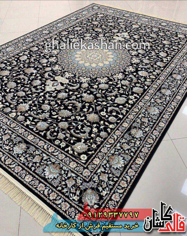 فرش 1000 شانه طرح مینا زمینه سرمه ای کاشان گل برجسته