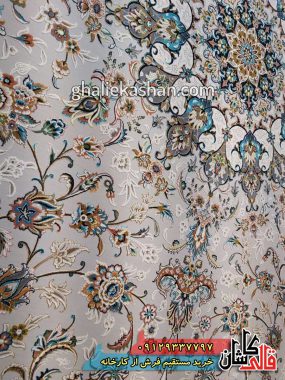 فرش 1200 شانه طرح اصیل زمینه نقره ای کاشان گل برجسته 1
