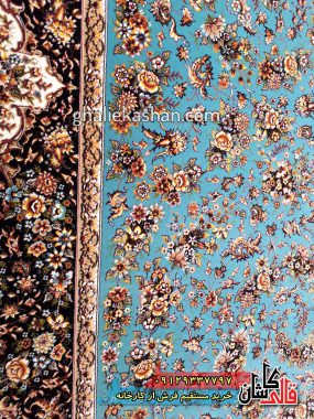 فرش 1200 شانه طرح گل فرنگ زمینه آبی کاشان 3
