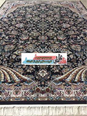 فرش 700 شانه طرح زرافشان زمینه سرمه ای کاشان 2