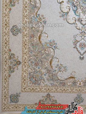 فرش 1200 شانه طرح سپهر زمینه نقره ای کاشان گل برجسته 1