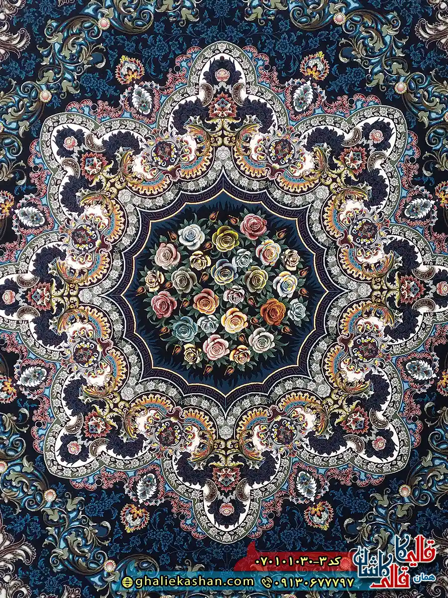 فرش کلاسیک 1000 شانه طرح ایلیا رنگ سرمه ای کاشان زمینه