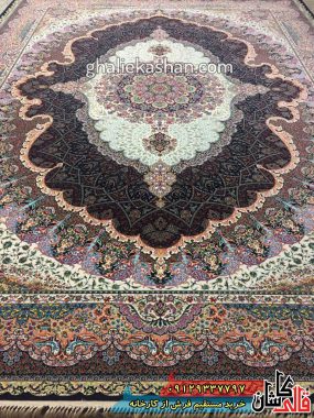 فرش 1200 شانه طرح اساطیر زمینه سرمه ای عقیق کاشان 1