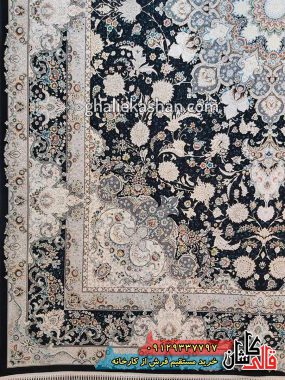 فرش 1200 شانه طرح تبریزان زمینه سرمه ای کاشان گل برجسته 2