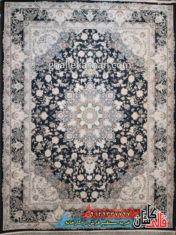 فرش 1200 شانه طرح تبریزان زمینه سرمه ای کاشان گل برجسته