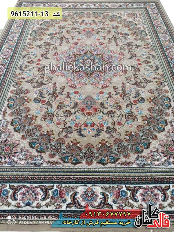 خرید فرش طرح 700 شانه طرح میخک زمینه فیلی کاشان - فرش کاشان - قالی کاشان