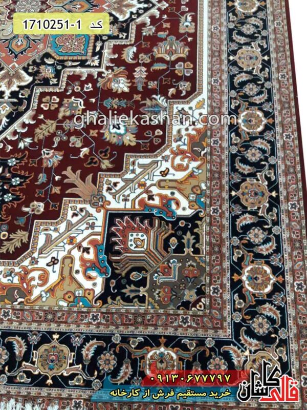 فرش طرح هریس زمینه لاکی 700 شانه کاشان - فرش سنتی و اصیل زمینه قرمز رنگ