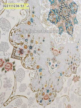 فرش 1200 شانه طرح ناوک زمینه کرم کاشان - گل برجسته