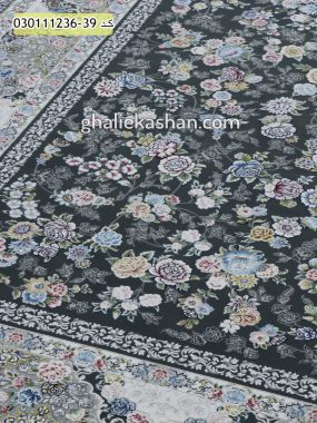 فرش 1200 شانه طرح ماندگار زمینه دودی کاشان - گل برجسته