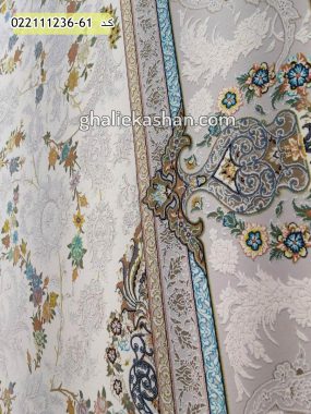 فرش 1200 شانه طرح هشت بهشت زمینه کرم کاشان - گل برجسته