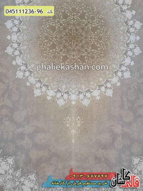 خرید فرش قالی کاشان فروش فرش ماشینی طلاکوب 1200 شانه طرح یاس زمینه نقره ای کاشان گل برجسته نزدیک