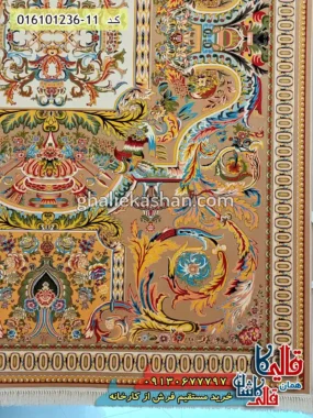 فرش 1200 شانه طرح آدریانا رنگ بژ کاشان حاشیه