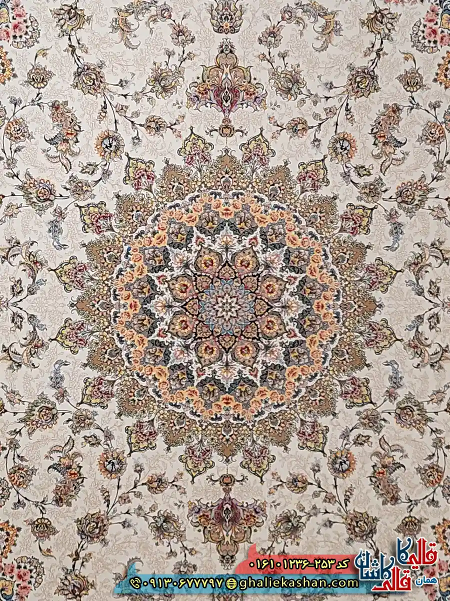 فرش 1200 شانه شهریار کاشان رنگ کرم کاشان زمینه