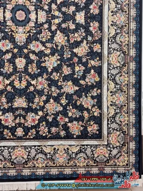 فرش 1200 شانه طرح افشان لی لی رز رنگ سرمه ای کاشان حاشیه