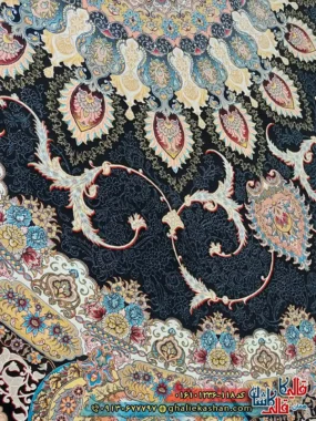 فرش 1200 شانه طرح رویا رنگ سرمه ای کاشان زمینه