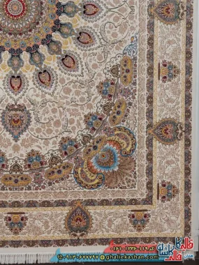 فرش 1200 شانه طرح رویا رنگ کرم کاشان حاشیه