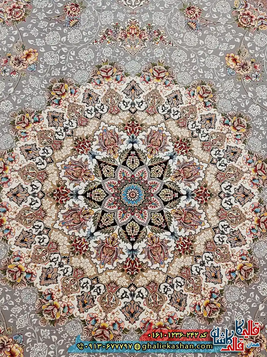 فرش 1200 شانه طرح هما رنگ طوسی نقره ای کاشان زمینه