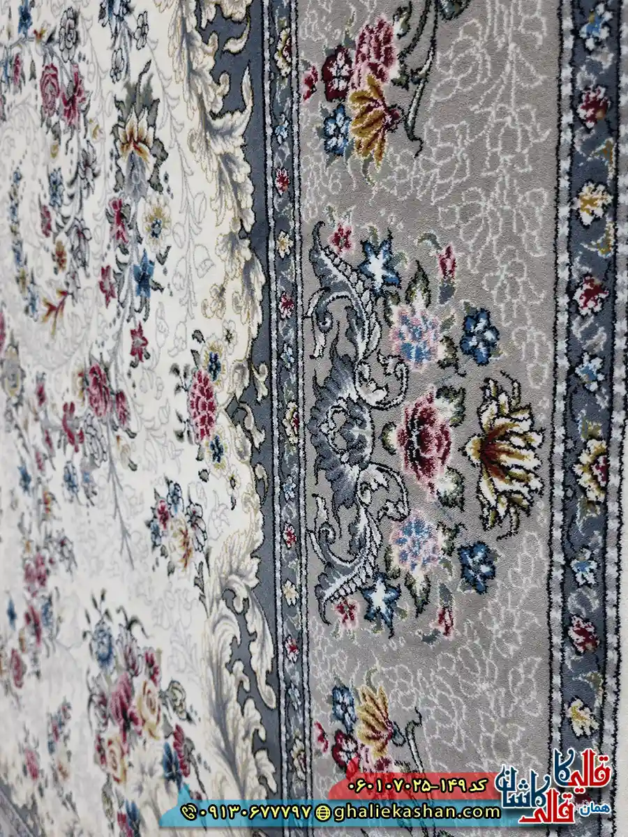 فرش 700 شانه طرح افشان محیا زنگ کرم کاشان نزدیک