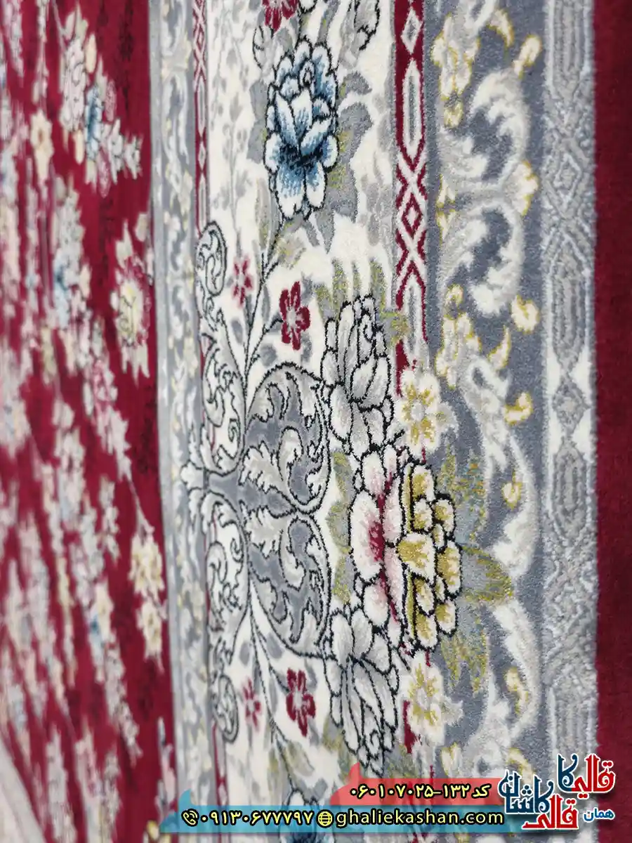 فرش 700 شانه طرح افشان ژینوس رنگ قرمز روناسی حاشیه کرم کاشان نزدیک