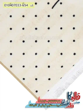 فرش کودک دخترانه 700 شانه طرح خرگوش و پرنده رنگ کرم کاشان نزدیک2