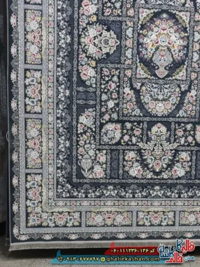 فرش 1200 شانه خشتی طرح باران رنگ طوسی دودی گل برجسته کاشان حاشیه