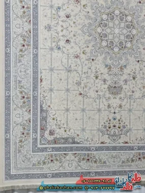 فرش 1200 شانه خشتی طرح دلبر رنگ کرم گل برجسته کاشان حاشیه