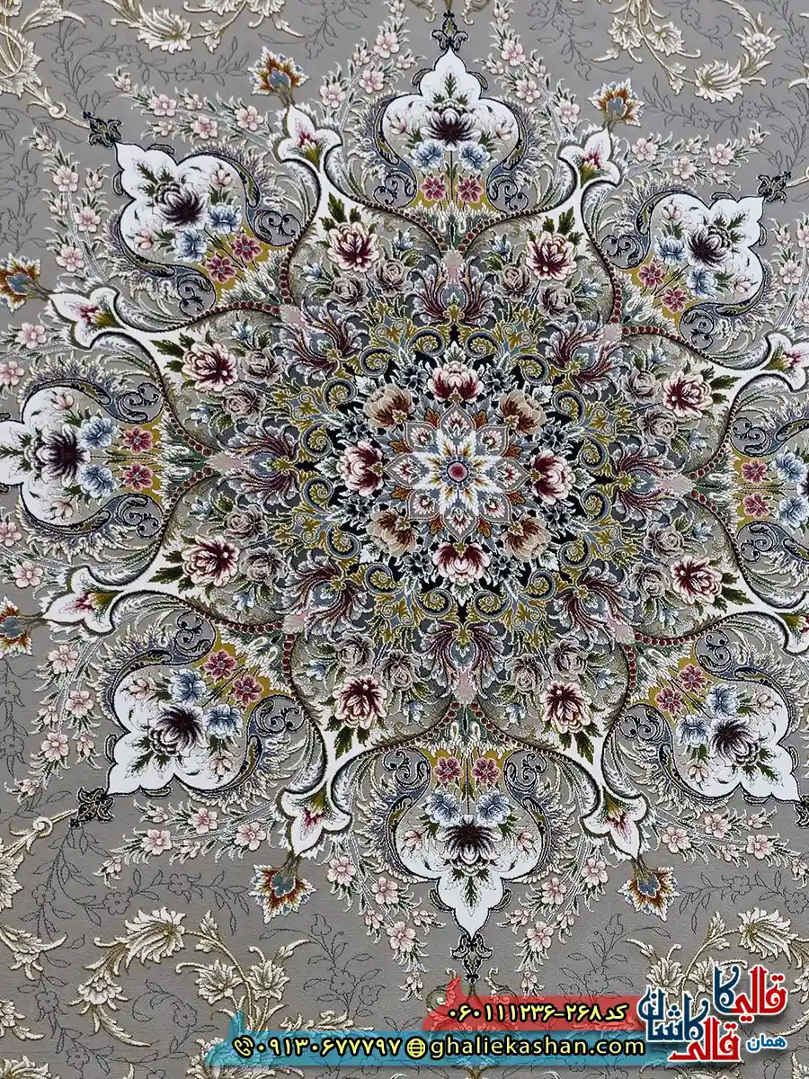 فرش 1200 شانه طرح وانیار رنگ طوسی نقره ای گل برجسته کاشان زمینه