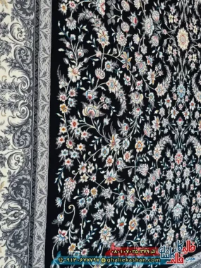 فرش ‌700 ‌شانه ‌طرح ‌افشان ‌اوستا ‌رنگ ‌سرمه ‌ای ‌کاشان ‌نزدیک ‌2