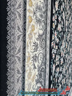 فرش ‌700 ‌شانه ‌طرح ‌افشان ‌اوستا ‌رنگ ‌سرمه ‌ای ‌کاشان ‌نزدیک