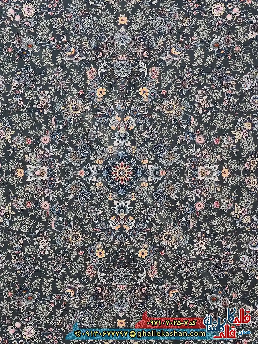 فرش 700 شانه طرح افشان سارینا رنگ طوسی دودی کاشان زمینه