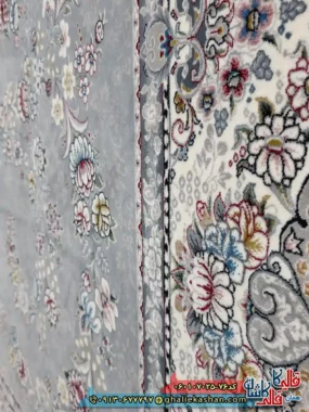 فرش 700 شانه طرح افشان شکوه رنگ طوسی نقره ای کاشان نزدیک