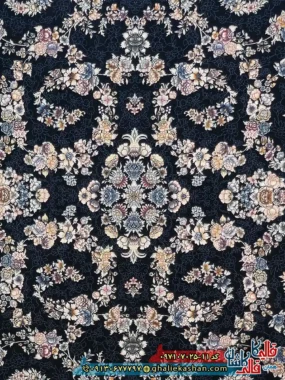 فرش 700 شانه طرح افشان نسترن رنگ سرمه ای کاشان زمینه