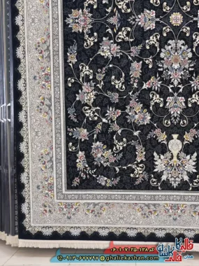 فرش 700 شانه طرح افشان نگارین رنگ سرمه ای کاشان حاشیه