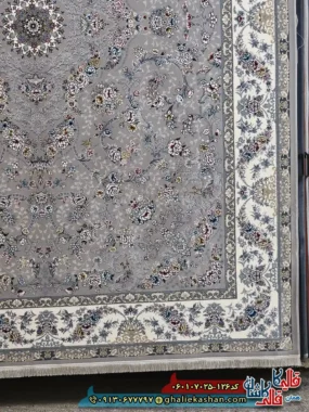 فرش 700 شانه طرح افشان پروانه رنگ فیلی ترمه ای کاشان حاشیه