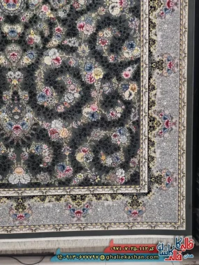فرش 700 شانه طرح افشان گندم رنگ طوسی دودی کاشان حاشیه