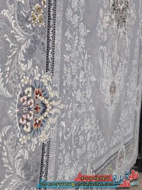 فرش 700 شانه طرح دنیز رنگ طوسی نقره ای کاشان نزدیک