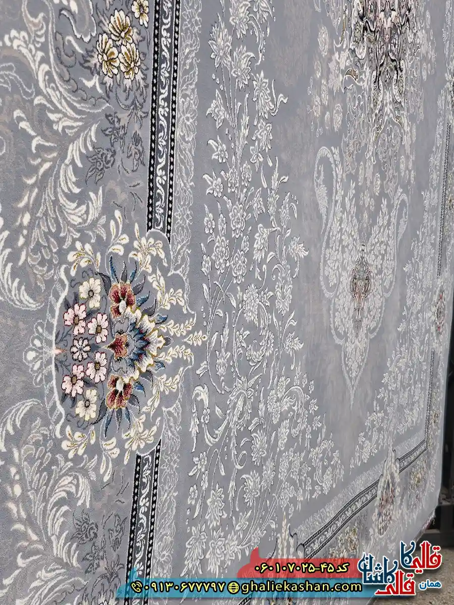 فرش 700 شانه طرح دنیز رنگ طوسی نقره ای کاشان نزدیک