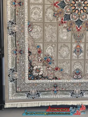 فرش 700 شانه خشتی طرح رومیسا رنگ طوسی فیلی کاشان حاشیه