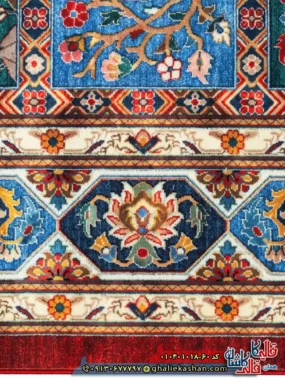 فرش سنتی 1000 شانه خشتی طرح سرو بختیاری زمینه قرمز لاکی کاشان نزدیک2