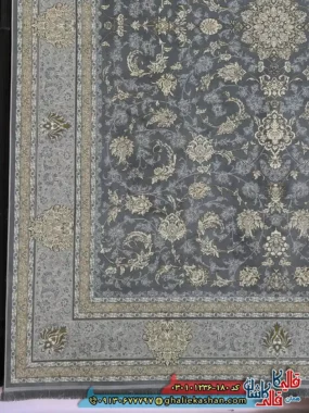 فرش ‌طلاکوب ‌1200 ‌شانه ‌طرح ‌افشان ‌دلوین ‌رنگ ‌طوسی ‌کاشان ‌حاشیه