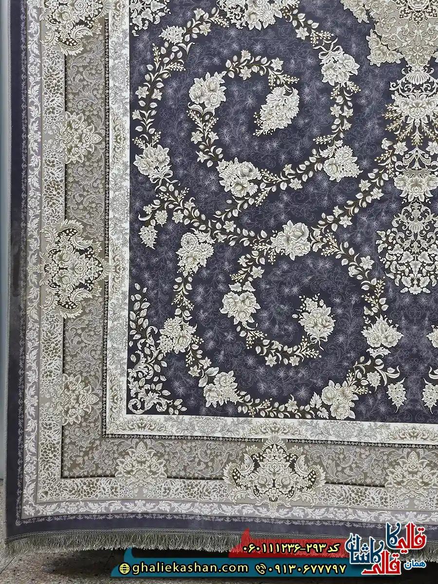 فرش طلاکوب 1200 شانه طرح افشان سوگل رنگ طوسی دلفینی گل برجسته کاشان حاشیه
