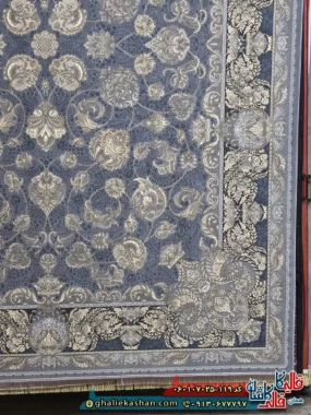 فرش طلاکوب 700 شانه طرح افشان همتا رنگ طوسی نقره ای کاشان حاشیه