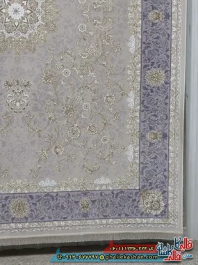 فرش طلاکوب 1200 شانه طرح افشان پرستش رنگ کرم صدفی گل برجسته کاشان حاشیه