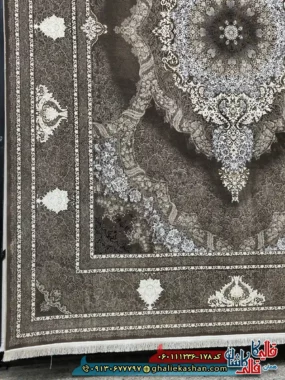 فرش طلاکوب 1200 شانه طرح برکه رنگ قهوه ای شکلاتی گل برجسته کاشان حاشیه