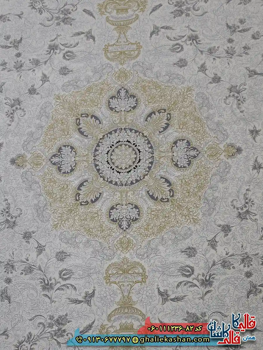 فرش طلاکوب 1200 شانه طرح ترلان رنگ سفید گل برجسته کاشان زمینه