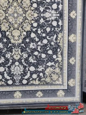 فرش طلاکوب 1200 شانه طرح رایان لیلی رنگ مشکی زغالی گل برجسته کاشان حاشیه
