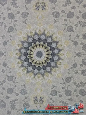 فرش طلاکوب 1200 شانه طرح رویان رنگ سفید کرم گل برجسته کاشان زمینه