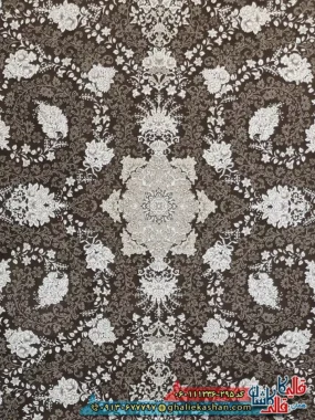 فرش طلاکوب 1200 شانه طرح سوگل قهوه ای شکلاتی کاشان زمینه
